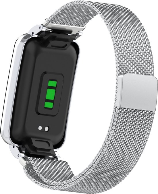 Zilveren smartwatch bandje met mesh-afwerking, metalen frame en zwarte achterkant met sensoren.