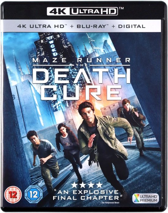 Voor- en zijkant hoesje van de 4K Ultra HD Blu-ray van Maze Runner: The Death Cure. Thomas rent met zijn vrienden door een futuristische stad.