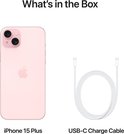 Roze iPhone 15 Plus en USB-C oplaadkabel.