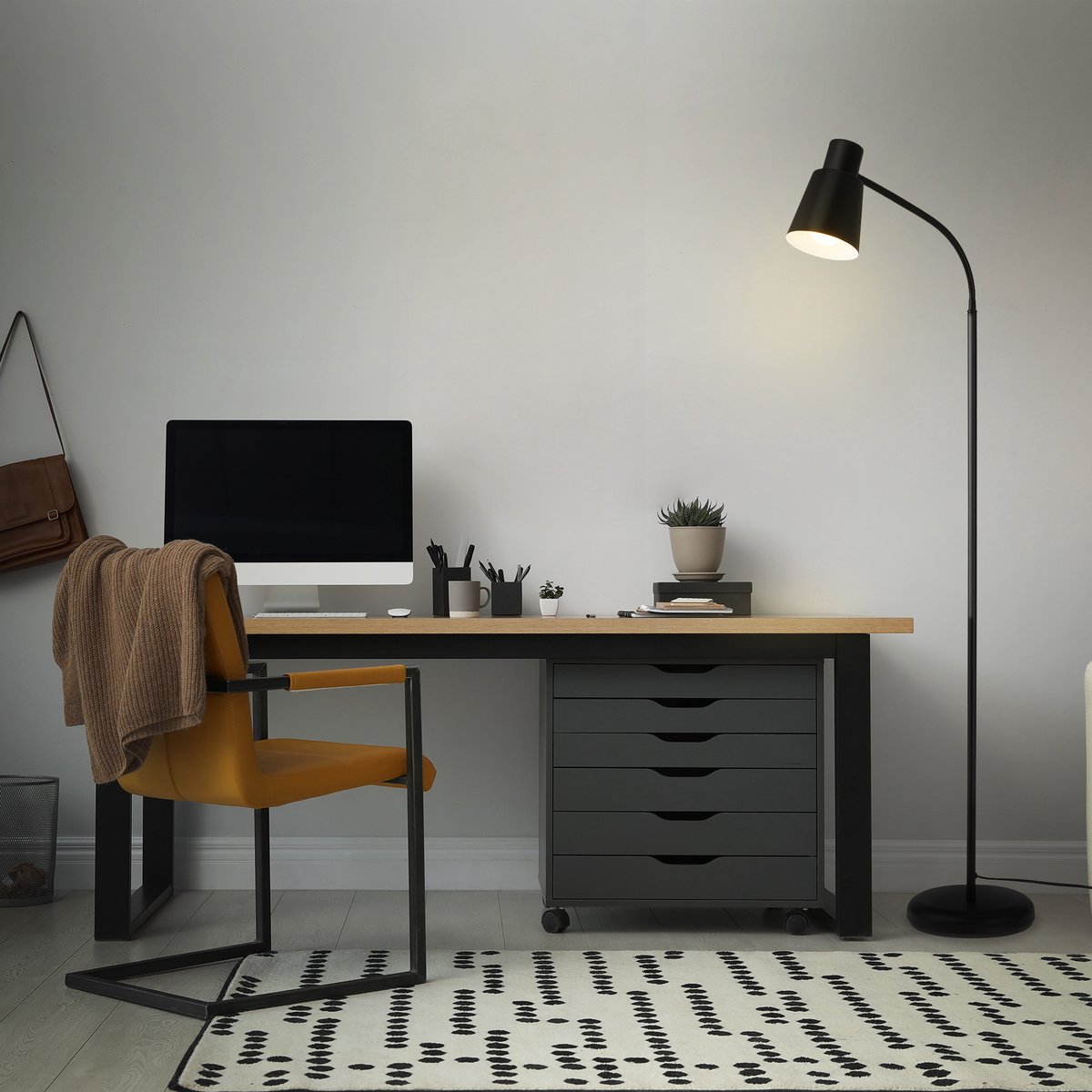BRILONER Ekko - Vloerlamp - woonkamer staande lamp - leeslamp - industrieel - metaal - E27 fitting - zwart - 128cm thumbnail 6