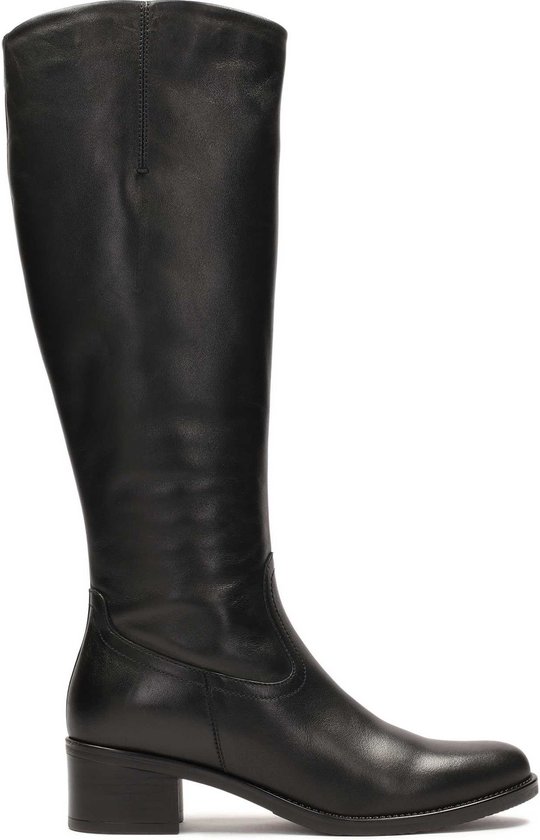 Black heeled boots with rounded upper | bol