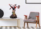 DC Comics - Maquette 1/4 Harley Quinn 58 cm