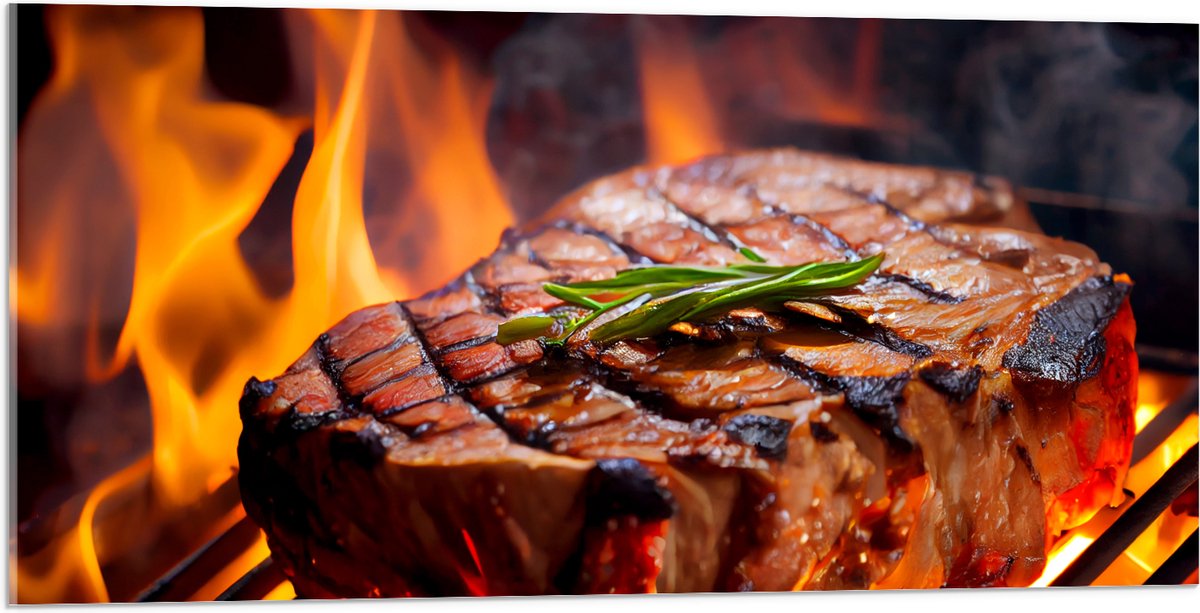 Acrylglas - Brandende Steak op Barbecue - 100x50 cm Foto op Acrylglas (Met Ophangsysteem)