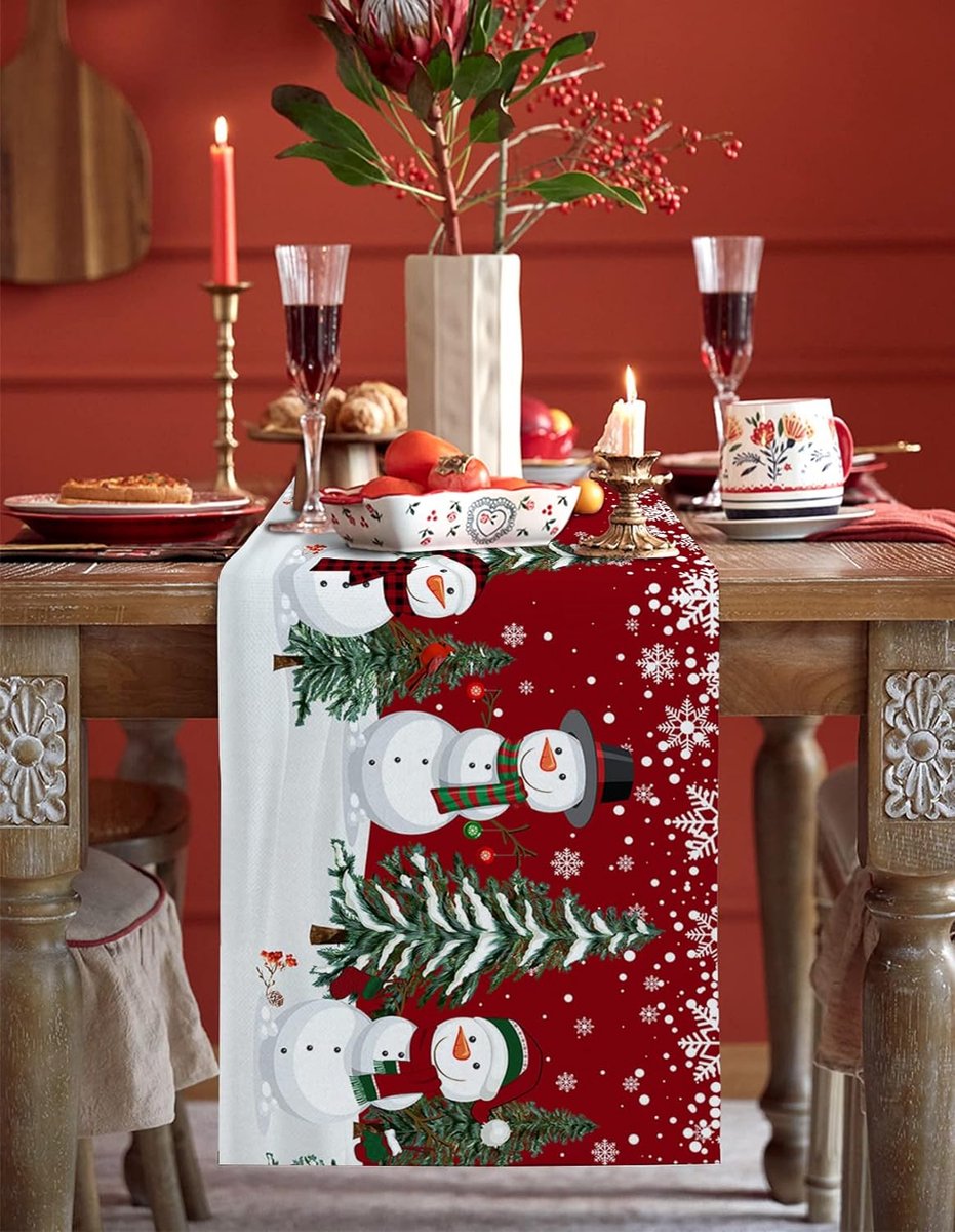 Kerst Decoratie - Kerst - Kerst Tafelloper - Tafelkleed - Materiaal Linnen - Sneeuwpop met Kerstbomen - Afmetingen 180x30cm