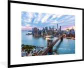 Fotolijst incl. Poster - New York - Brooklyn Bridge - Boot - 120x80 cm - Posterlijst