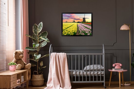 Fotolijst incl. Poster - Windmolen - Tulpen - Bloemen - Nederland - 80x60 cm - Posterlijst