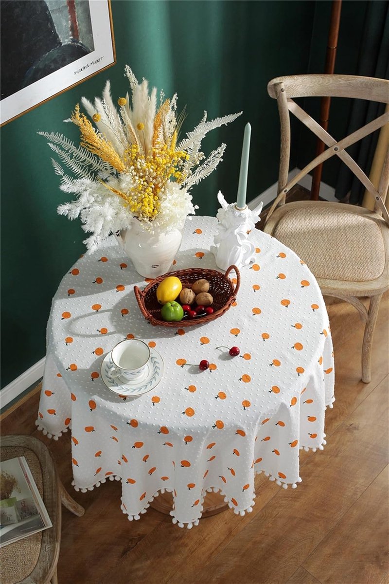 Rond Tafelkleed - Jacquard Stippen - Tafel Decoratie - Met Pompons - 120 cm - Oranje Wit