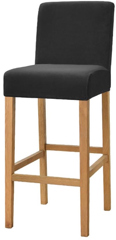 Een zwarte fluwelen barkrukhoes op een houten barkruk.