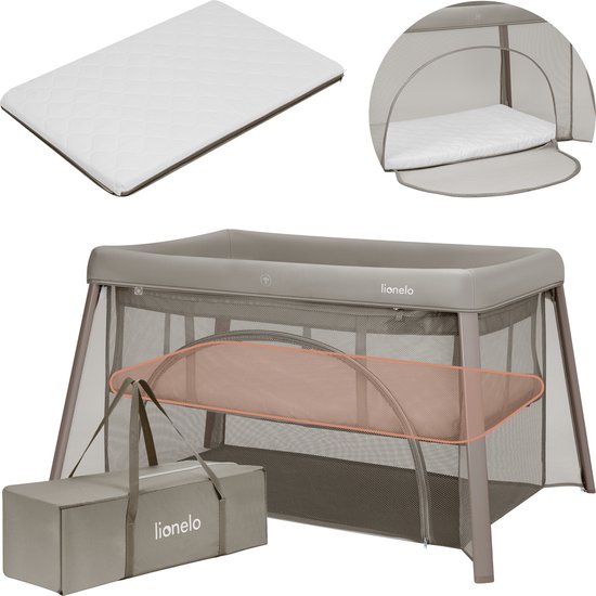 Reisbedje met matras, opbergtas en twee matrasniveaus. Grijze reiswieg met mesh wanden.