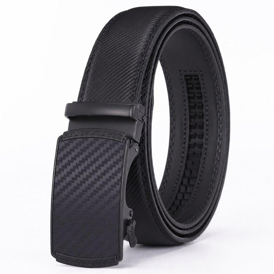 Ceinture automatique noire avec texture carbone, enroulée avec boucle noire.