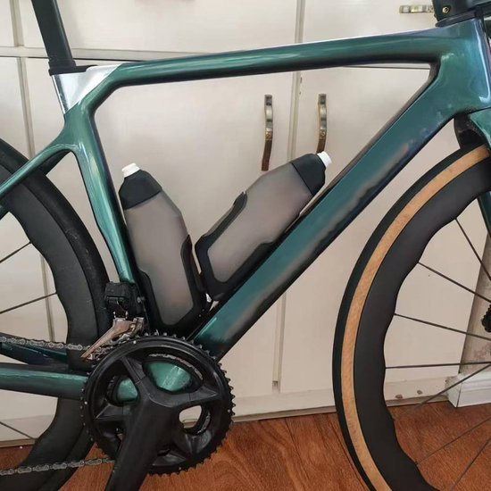 Racefiets Bidon - Sportfles Houder - Hydratatie Onderweg - Gestroomlijnd Ontwerp - 600 Milliliter - Zwart — afbeelding 5