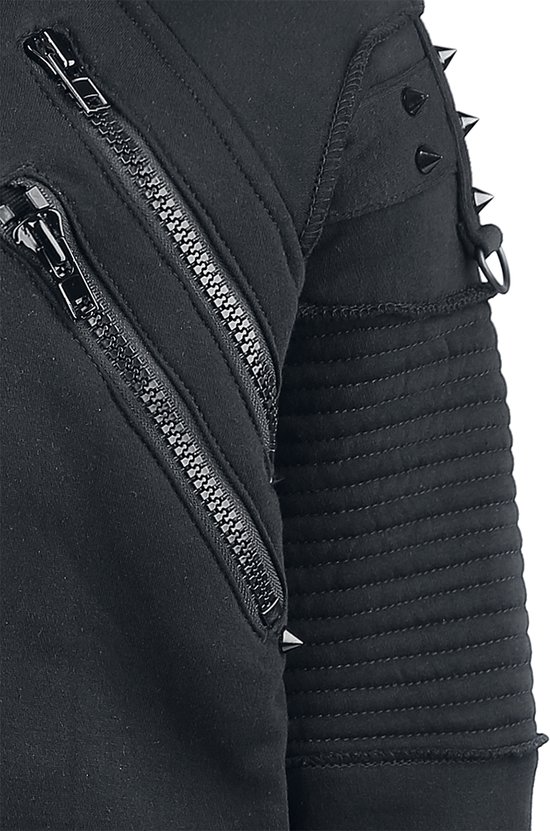Zwarte hoodie met ritsen, stekels op de schouders en geribbelde mouwen.