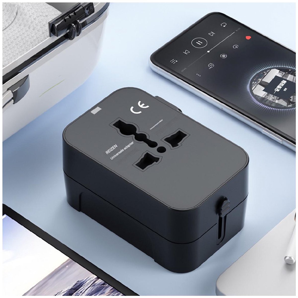 GELLDG Wereldstekker - Universele Reisstekker met USB-C en USB-A - 79.4x41x52.9mm - Oververhittingsbeveiliging, Compact en Makkelijk Op te Bergen - Kunststof - Zwart — cadeau in Gadgets - foto 6