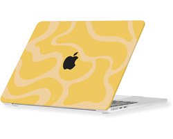 Lunso Convient pour MacBook Air 15 pouces (2023-2026) coque - étui - Yellow Wave