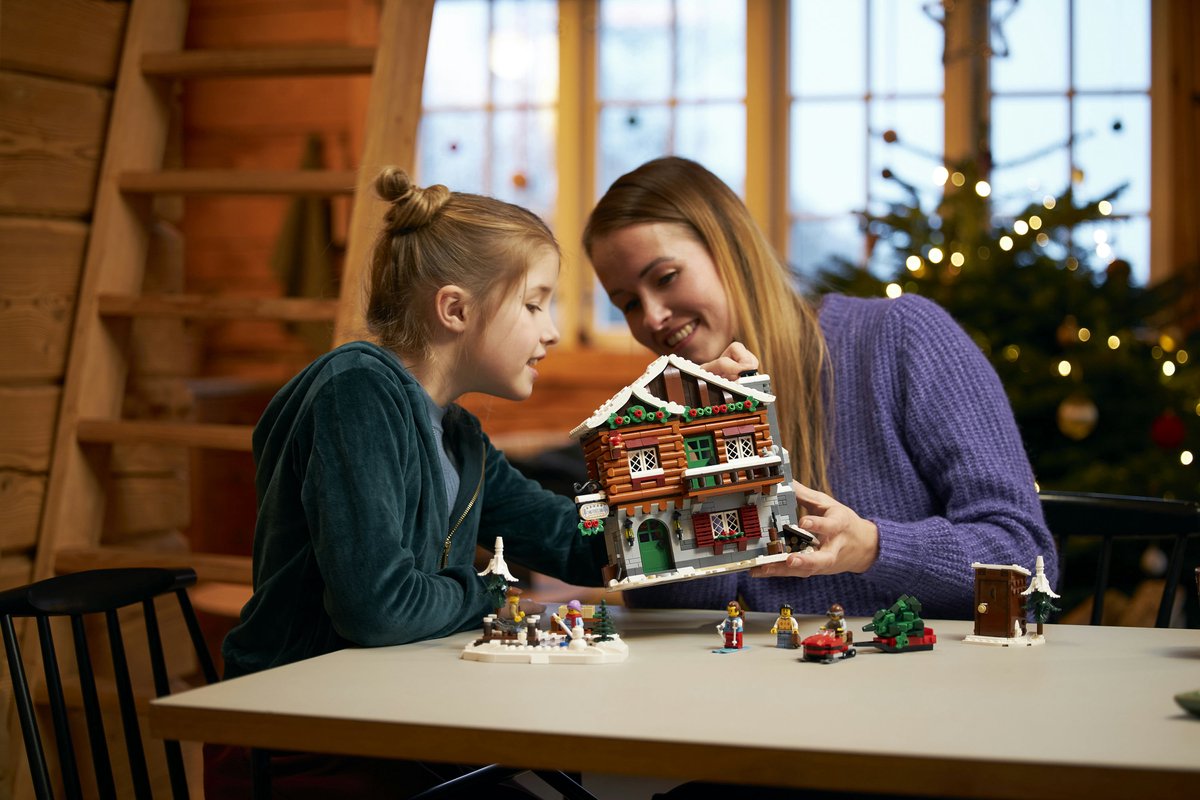 LEGO 10325 Icons Skihut Modelhuis Bouw en Decoratie Set — afbeelding 5