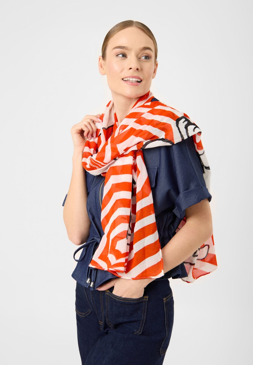 Codello Peanuts™ sjaal van modalmix met Snoopy-motieven