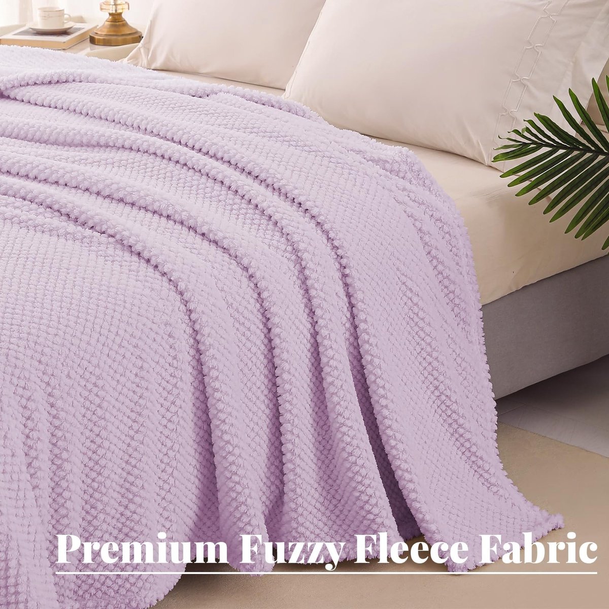 Dailygoods - Dailygoody - Knuffeldeken - Pluizige fleece - Zacht en warm - Paars - Dagdeken - Geschikt voor volwassenen - 150 x 200 cm