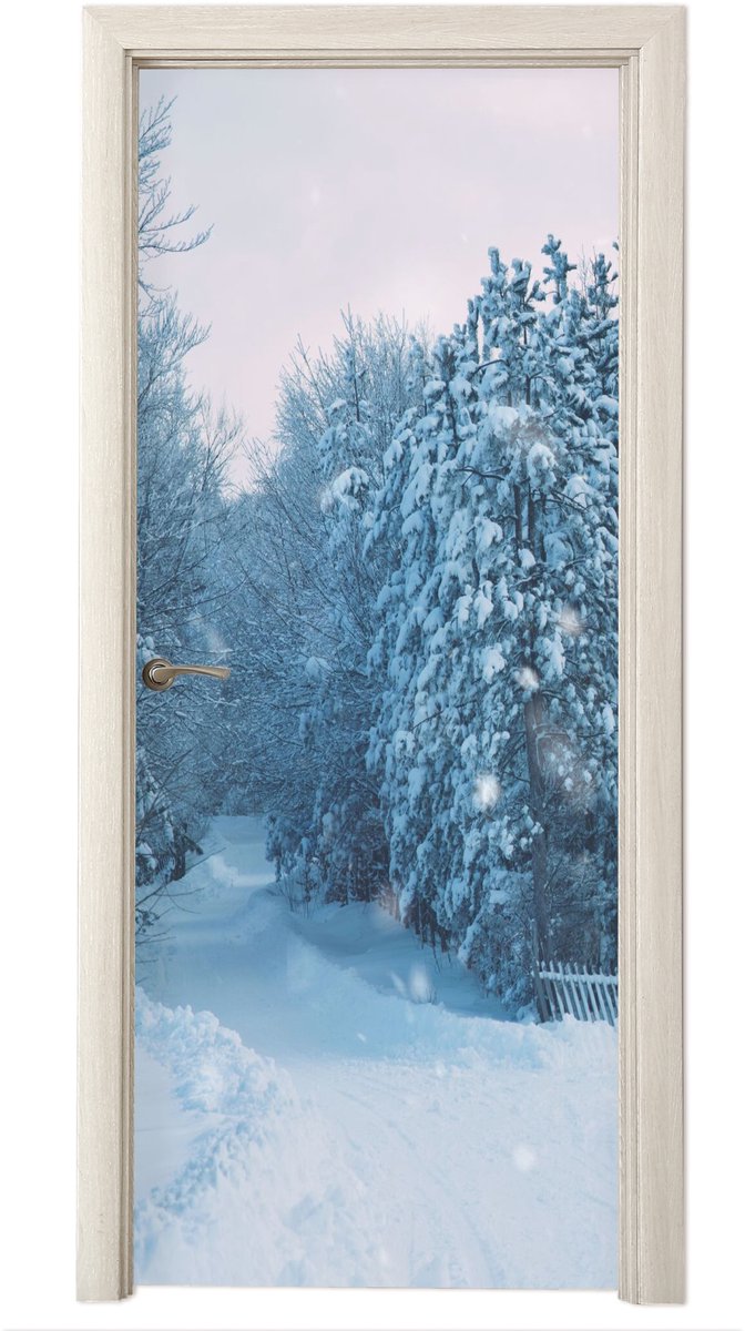 Deurposter 95x235 cm - Deursticker Bos - Sneeuw - Winter - Meubelfolie zelfklevend - Deurf