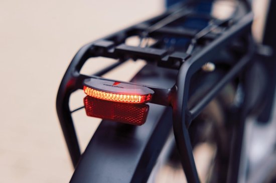 Dynamo Achterlicht - Fietslamp Veiligheid - Zichtbaar Fietsen - Met Parkeerlicht - 50 mm Montage - Rood — afbeelding 3