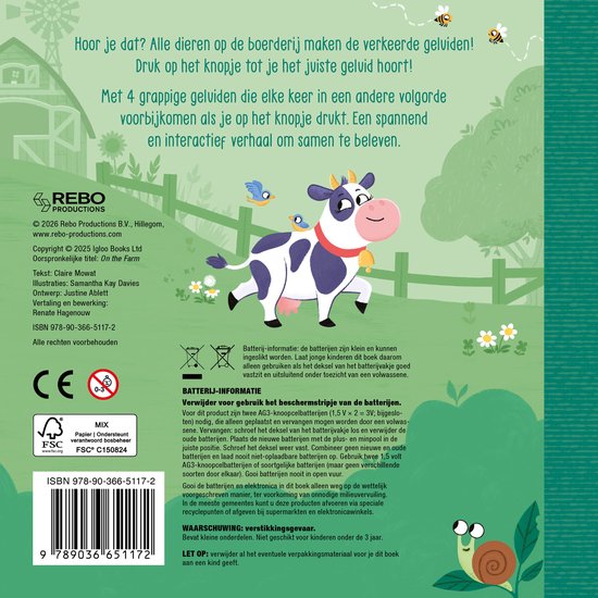 Vrolijke koe met bel en vlinder op de rug, met een boerderij op de achtergrond. Tekst: 'Op de boerderij'.
