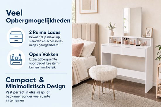 Witte kaptafel met spiegel, lades en open vakken, naast een bed in een slaapkamer.