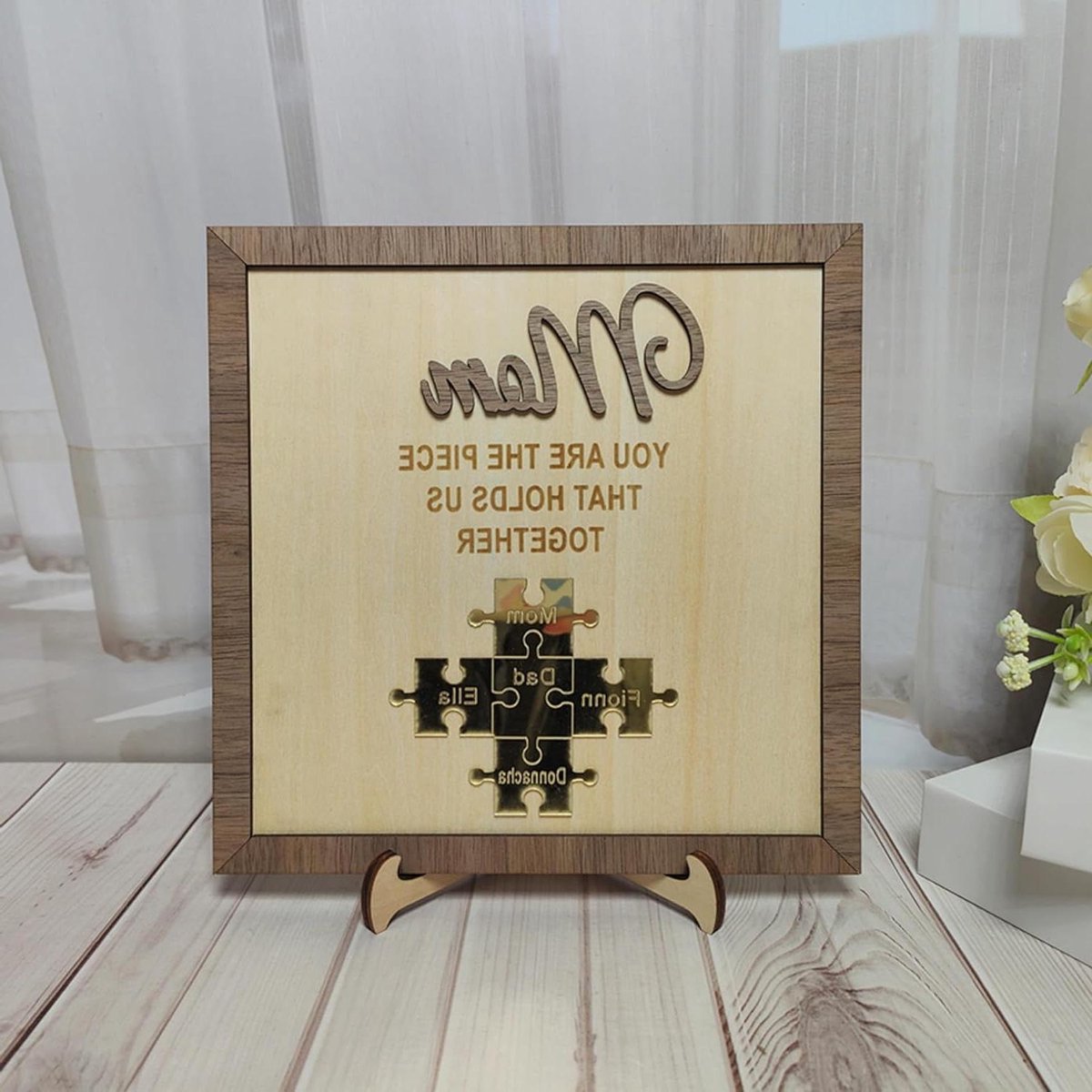 Gepersonaliseerde houten naampuzzel, Moederdag geschenk houten bord, stuk fotolijst, moeder puzzel muur, teken voor mama (25 x 25 cm)