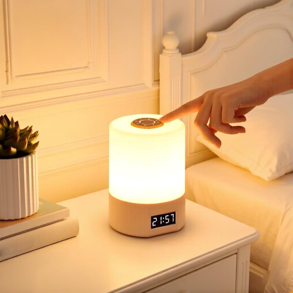 ZVD Dimbare touch-nachtkastlamp – LED-nachtlamp met 3 standen en afstandsbediening – Oplaadbaar via USB – Warmwit nachtlampje (bijv. voor borstvoeding) met timer- en geheugenfunctie – Draadloze tafellamp voor slaapkamer en woonkamer