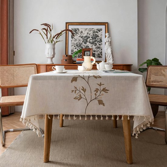 Floraweg : nappe rétro en coton et lin de style français, avec motifs végétaux brodés et franges ; convient comme nappe ou comme housse pour la table basse, 140x228cm