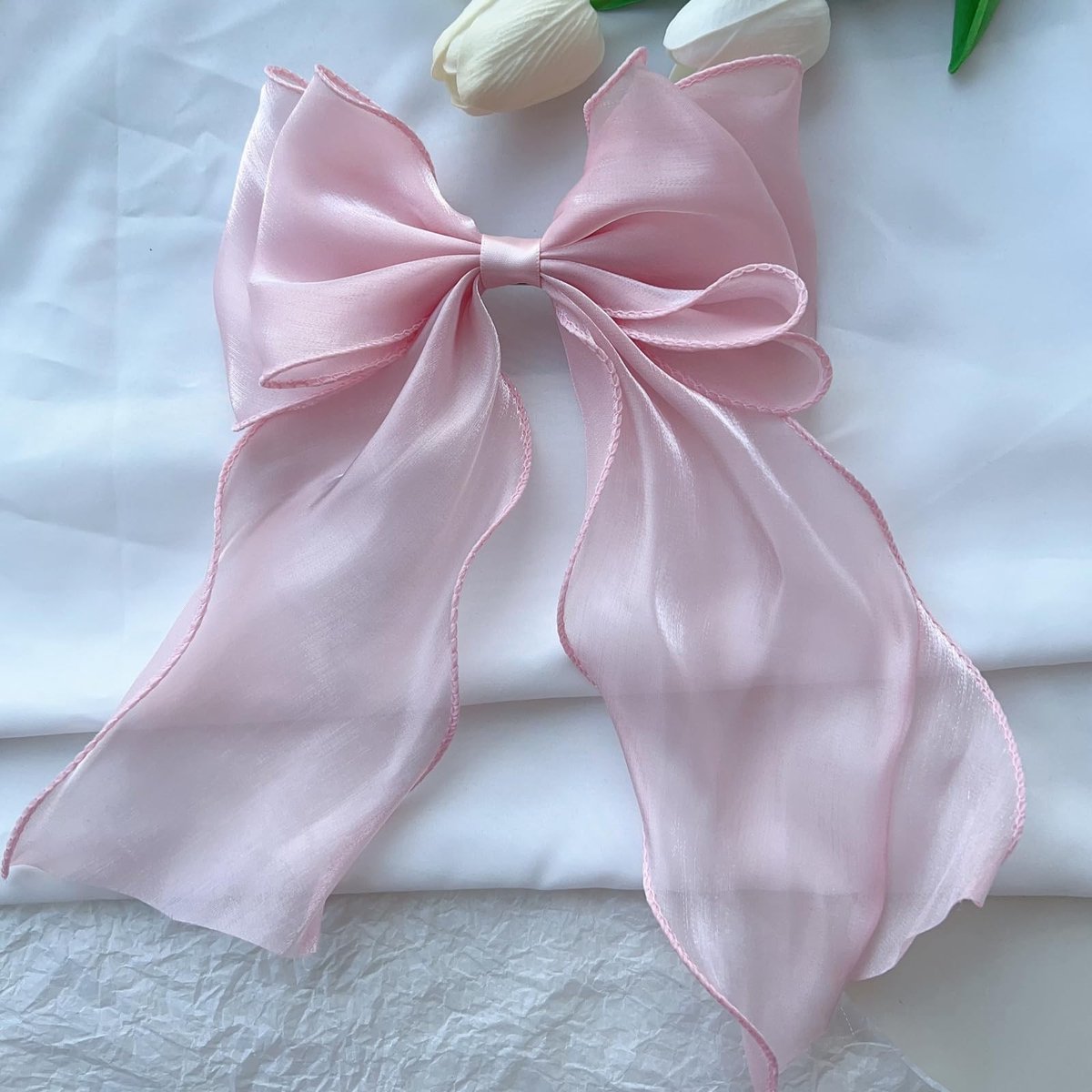 MTTProducts - Silky Hair Bow - Grote Haarstrik - Haaraccessoire voor Vrouwen en Meisjes - Roze - Franse Haarspeld - Elegant Haaraccessoire - Perfect vo...