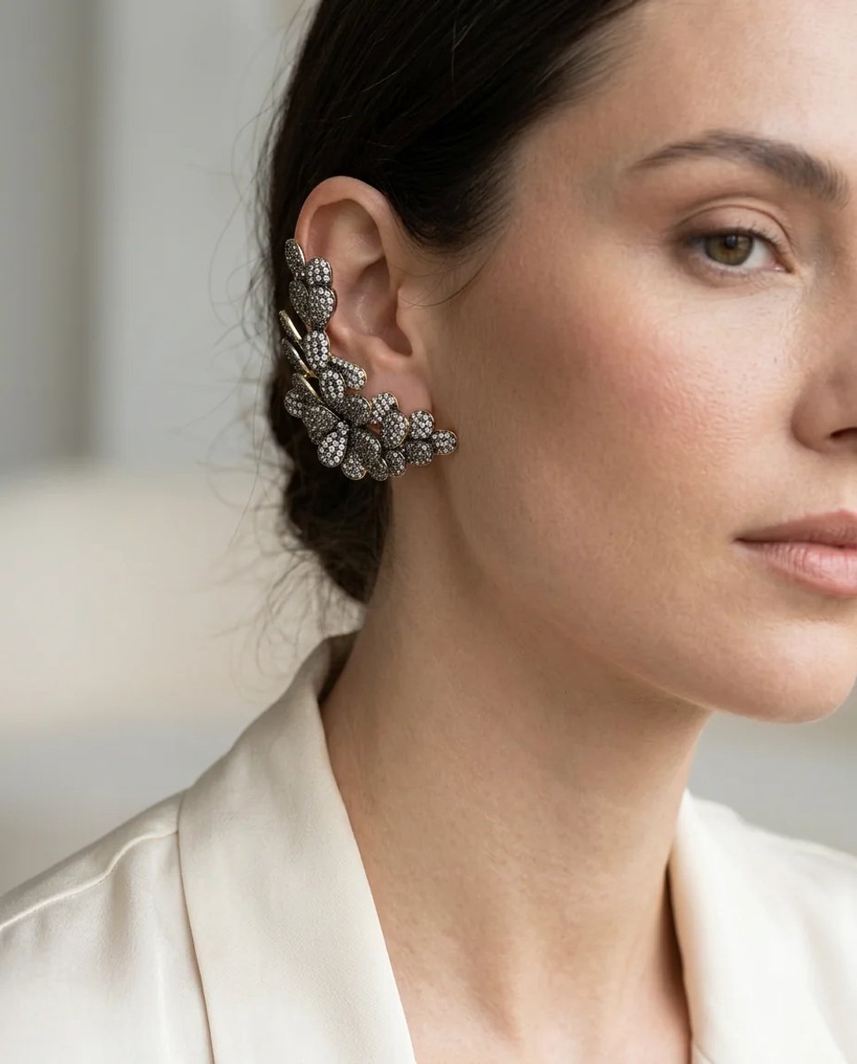 Dorvina Messing Dames Earcuff Oorbellen Goud Fume Kleur Zirkonia Bloem Model Vintage Dames Kraakbeen Oorbellen