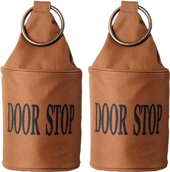 Set van twee bruine canvas deurstoppers met tekst 'DOOR STOP' en metalen ring.
