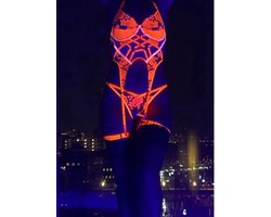 Luxe Neon Lingerieset Dames – Sexy Lingerie – Glow in the Dark – Blacklight Lingerie – UV Lingerie – 4-delige Set – Erotische Lingerie – Lingerie Erotisch – Festival Outfit – Madam Hommard – Exclusief – High End – Dare to Undress – S, M, L