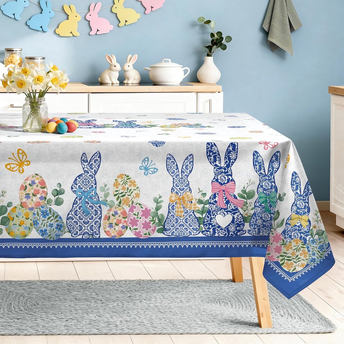 Paastafelkleed - Lentedecoratie Tafel - Keuken Decoreren - Waterbestendig - 152 x 264 cm - Beige