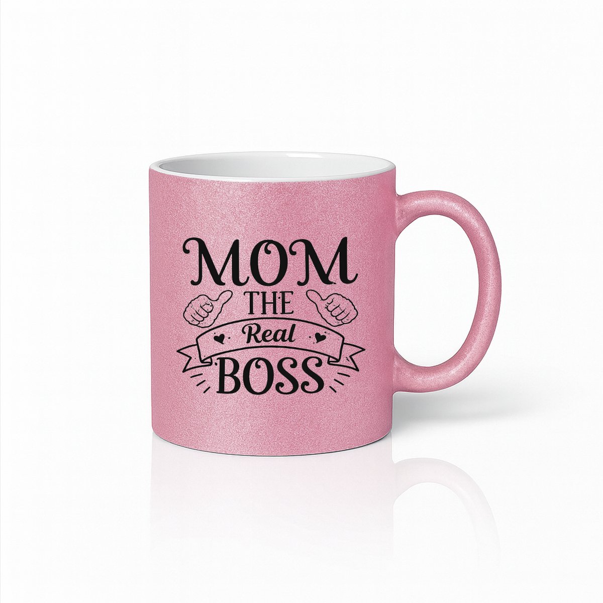 Mom The Real Boss Koffiemok - Grappig Moederdag Cadeau - Keramische Beker 330ml - Roze