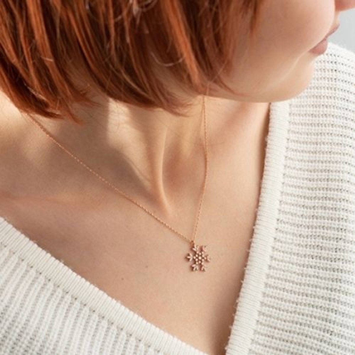 Moederdag Cadeau | 925 Sterling Zilveren Sneeuwvlok Ketting met Fijne Kristallen Sneeuwhanger Kerstsieraad_Goudkleurig_45 cm Ketting | voor de Liefste Mama