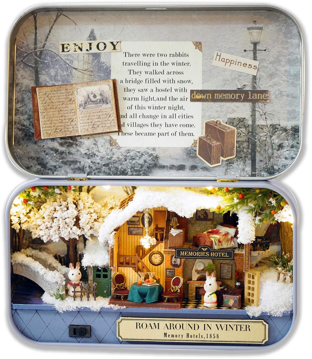 MTTproducts - DIY Miniatuur Box House Kit - Creatief Handwerk - Met LED verlichting - Winter Life - Miniatuur Theater - Geschikt voor 14-99 jaar