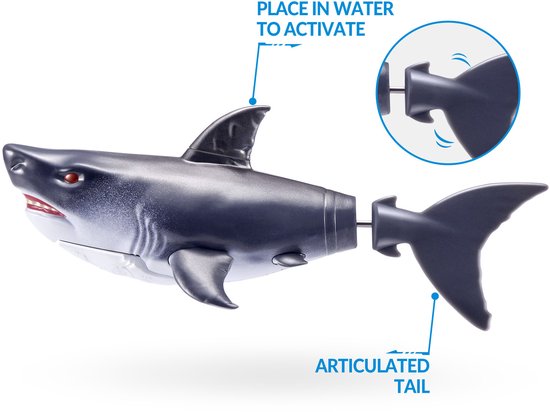 Grijze Robo Alive haai met rode ogen, met pijlen die de wateractivatie en articulatie staart aangeven.