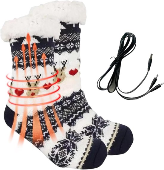Witte sokken met kerstprint, rendieren en sneeuwvlokken, pluche rand, met rode warmte-indicatie en zwarte kabels.