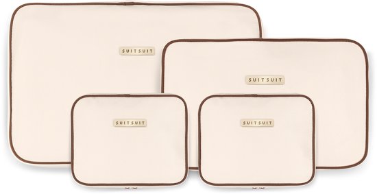 Set van vijf crèmekleurige packing cubes van verschillende groottes met bruine randen.