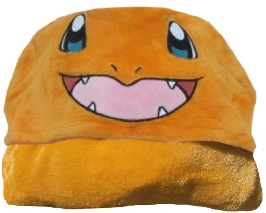 Oranje Pokémon plaid met Charmander capuchon, dichtgevouwen.