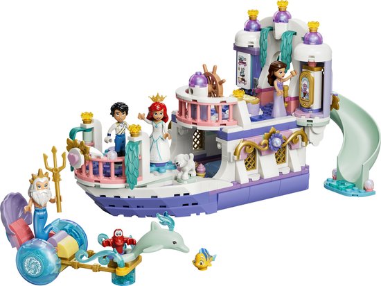 Lego Disney: Ariëls Koninklijke Trouwboot set met paarse, witte en gouden details en 7 poppetjes.