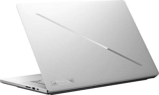 ASUS ROG Zephyrus G16 GU606AR-TB011W RTX 5070 Ti (3/6)