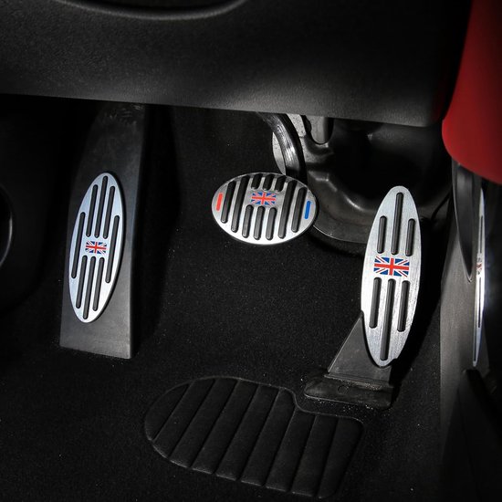 Auto Pedaal Covers - Sportieve Pedaalsets - Verbeterde Rijervaring - Antislip Rubber - 3 Stuks - Rode Vlag — afbeelding 4