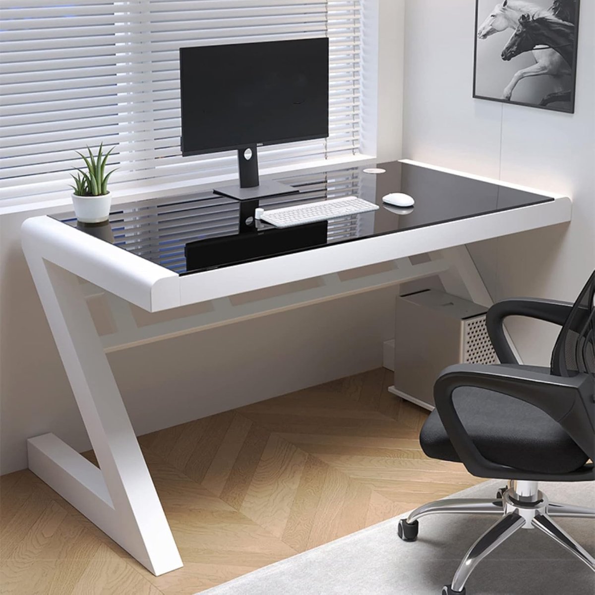 Bureau 100 x 50 x 74 cm – Zwart Glazen Gaming Bureau met Z-Vorm Metalen Frame, Computertafel, Home Office Werkbureau en Laptoptafel met Kabeldoorvoer – Mobili Bella