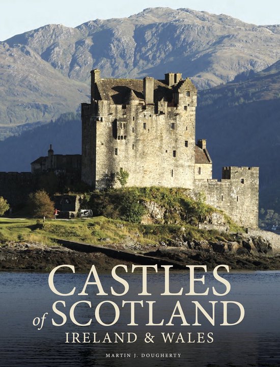 Amazing Places [Portrait format]- Castles of Scotland, Irela ... - cover