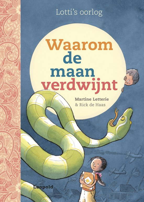 Boekcover 'Waarom de maan verdwijnt' met een slang, een kind en een jongen.