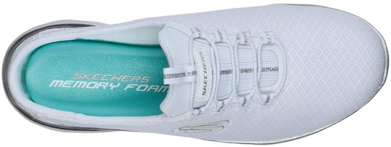 Boven aanzicht van een witte Skechers instapper met turquoise 'Memory Foam' binnenzool.