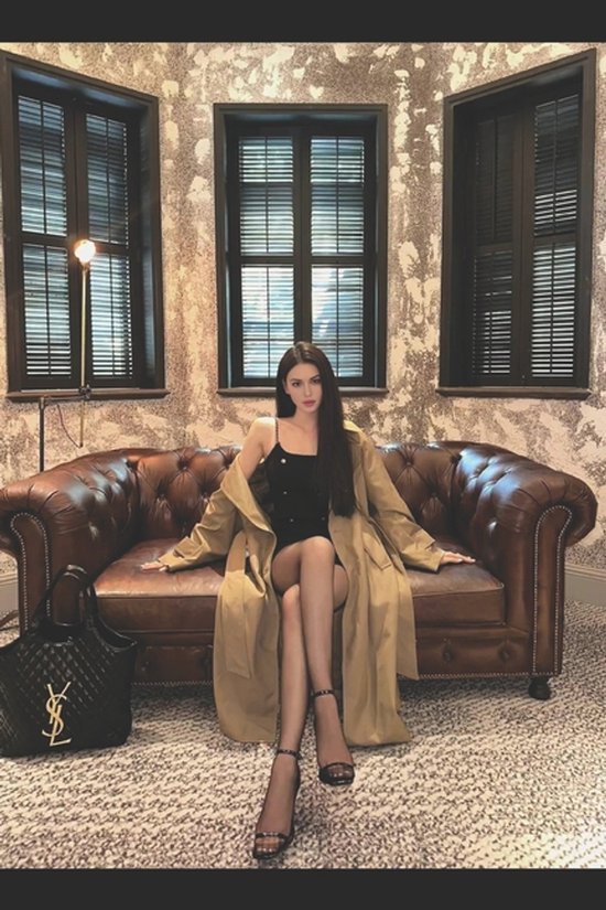 Vividartistry's Vogue Diary- Vividartistry's Vogue Diary 1 - cover