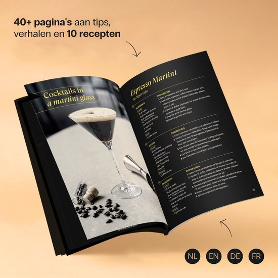 Open receptenboek met cocktails, pagina 28 en 29 tonen een Espresso Martini. Text: 40+ pagina's aan tips, verhalen en 10 recepten.