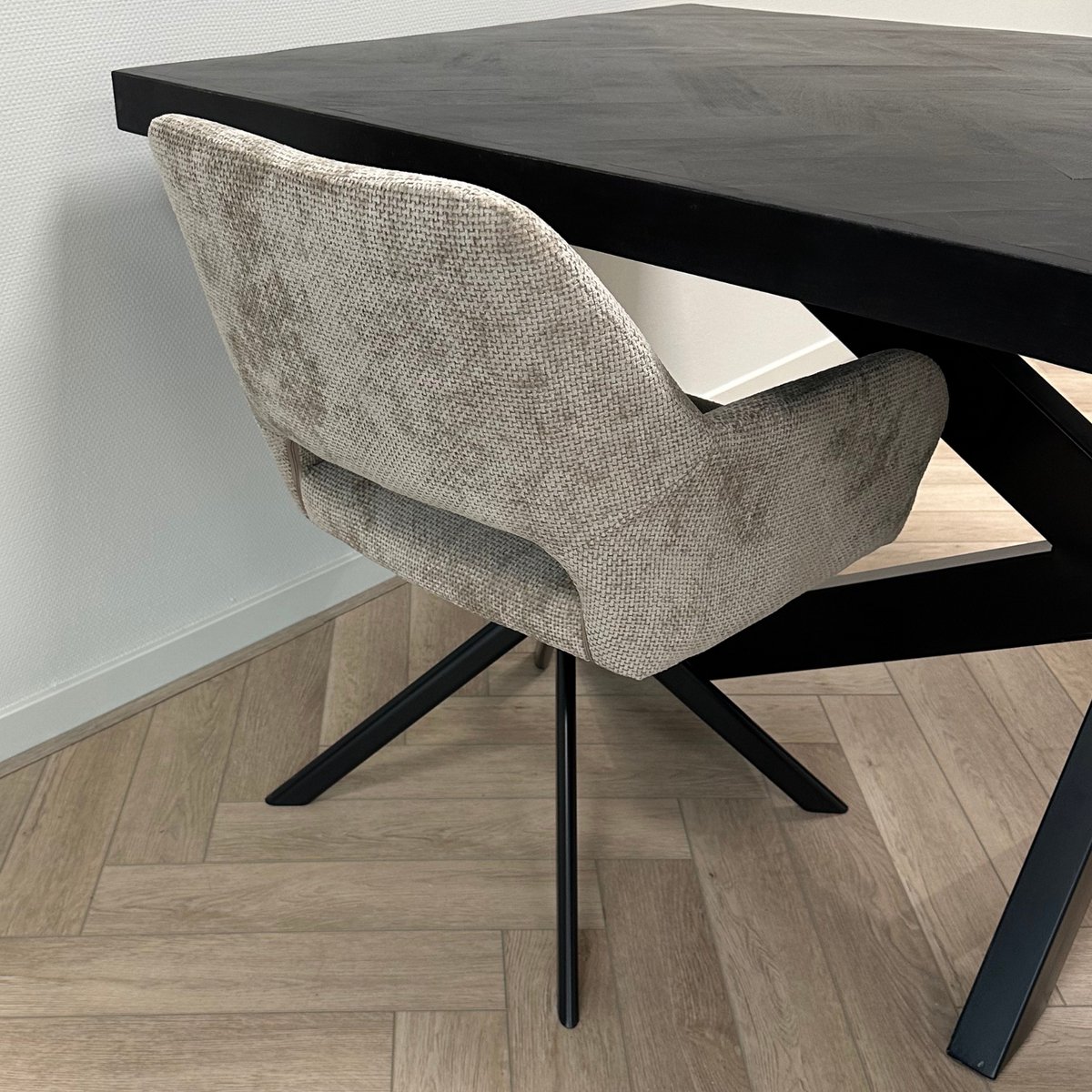 Ams Living® Eetkamerstoel Draaibaar | Luxe afwerking | Stoffen Stoel met Metalen Poot | Kleur Taupe Zand Bruin | Eettafel Stoelen | Set van 4 Design Stoelen Eettafel – foto 6